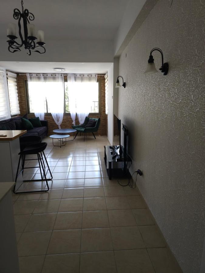 Laila Home 4 Хайфа Екстер'єр фото