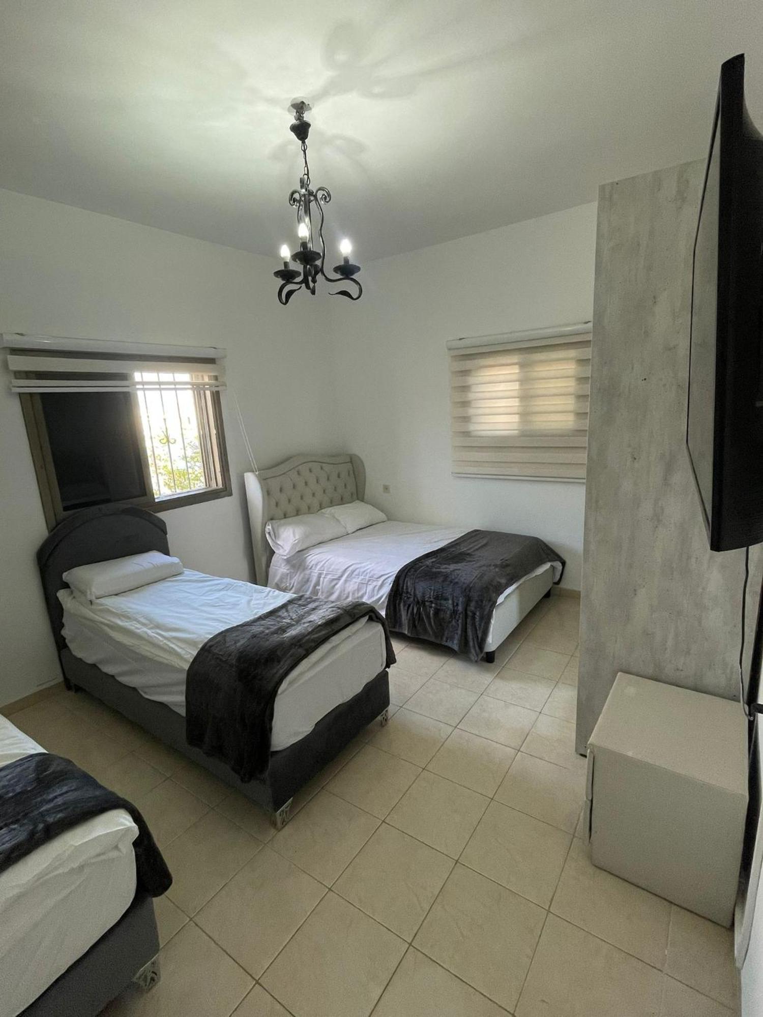 Laila Home 4 Хайфа Екстер'єр фото