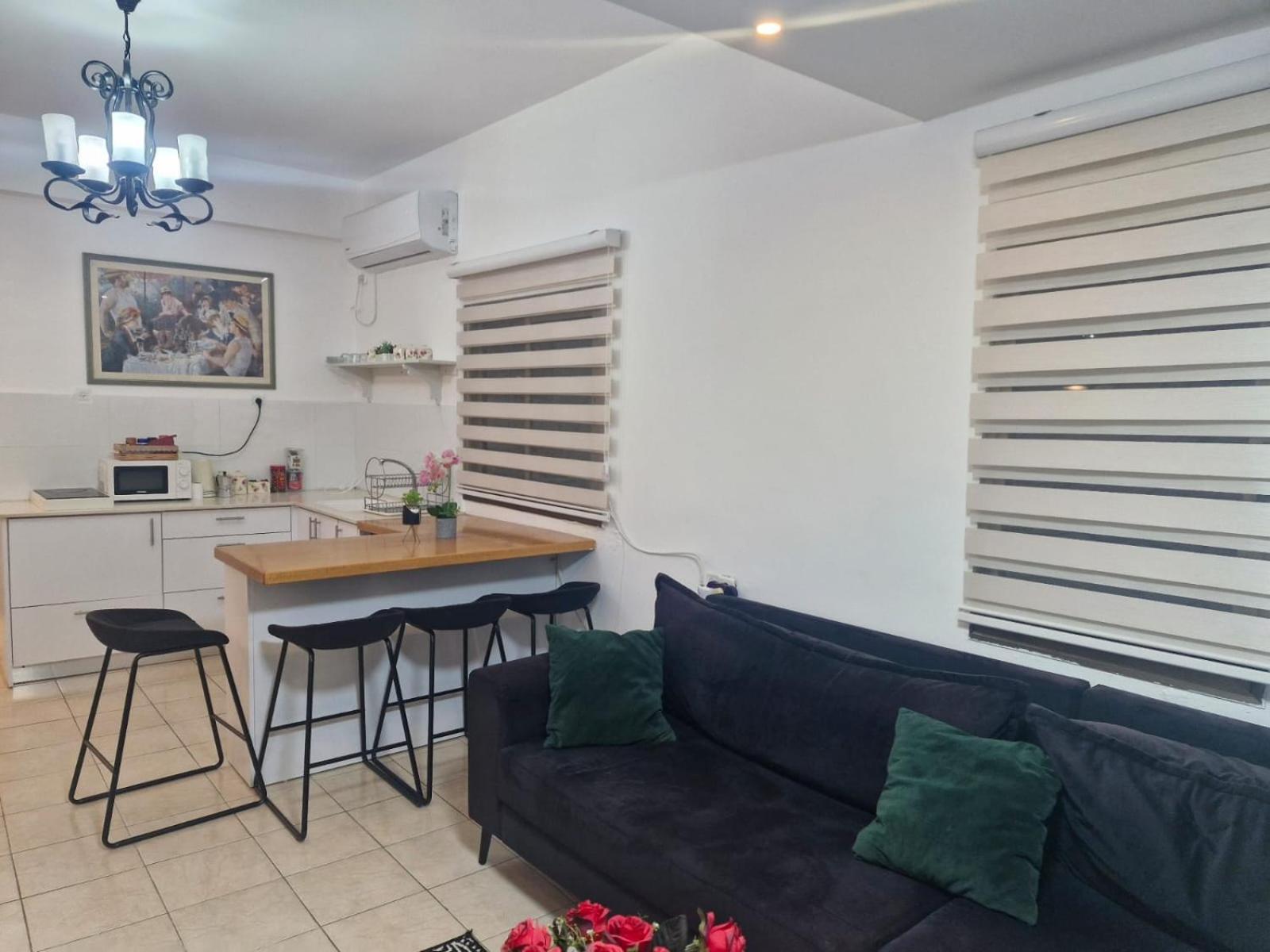 Laila Home 4 Хайфа Екстер'єр фото