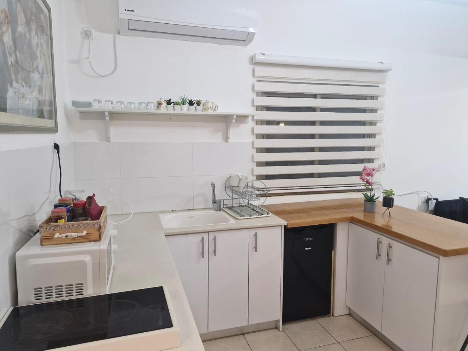Laila Home 4 Хайфа Екстер'єр фото