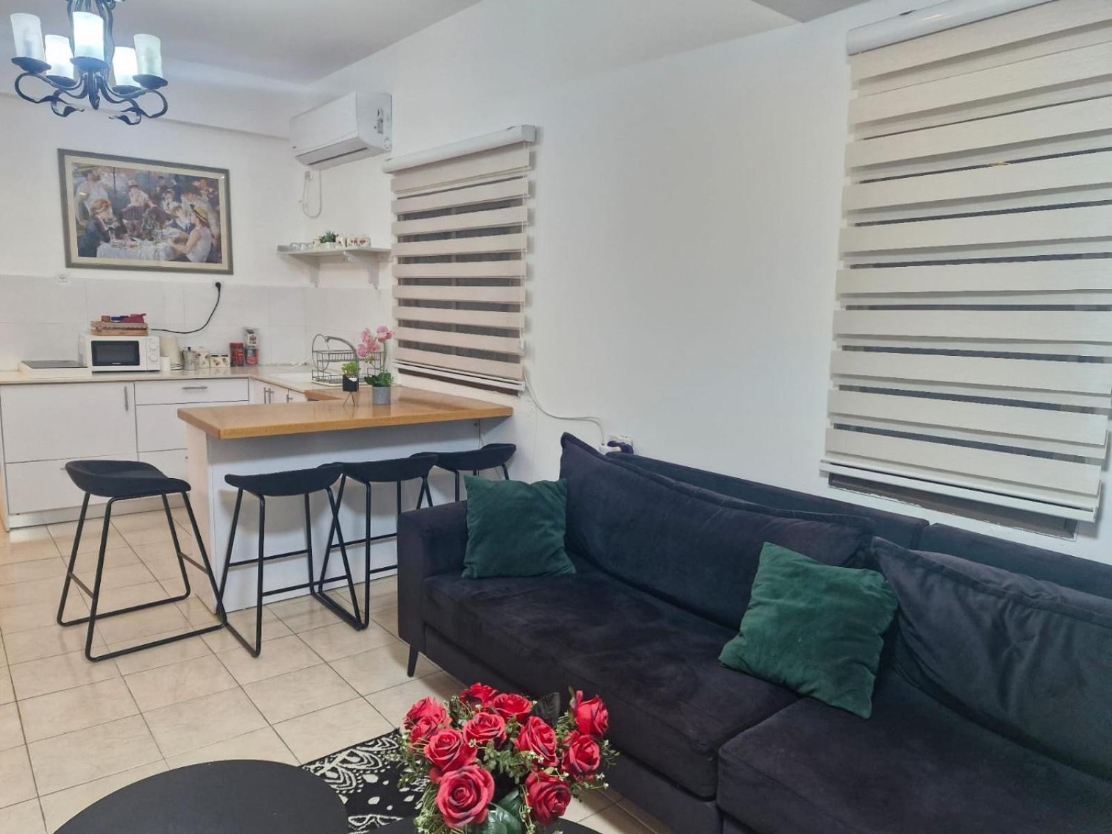 Laila Home 4 Хайфа Екстер'єр фото